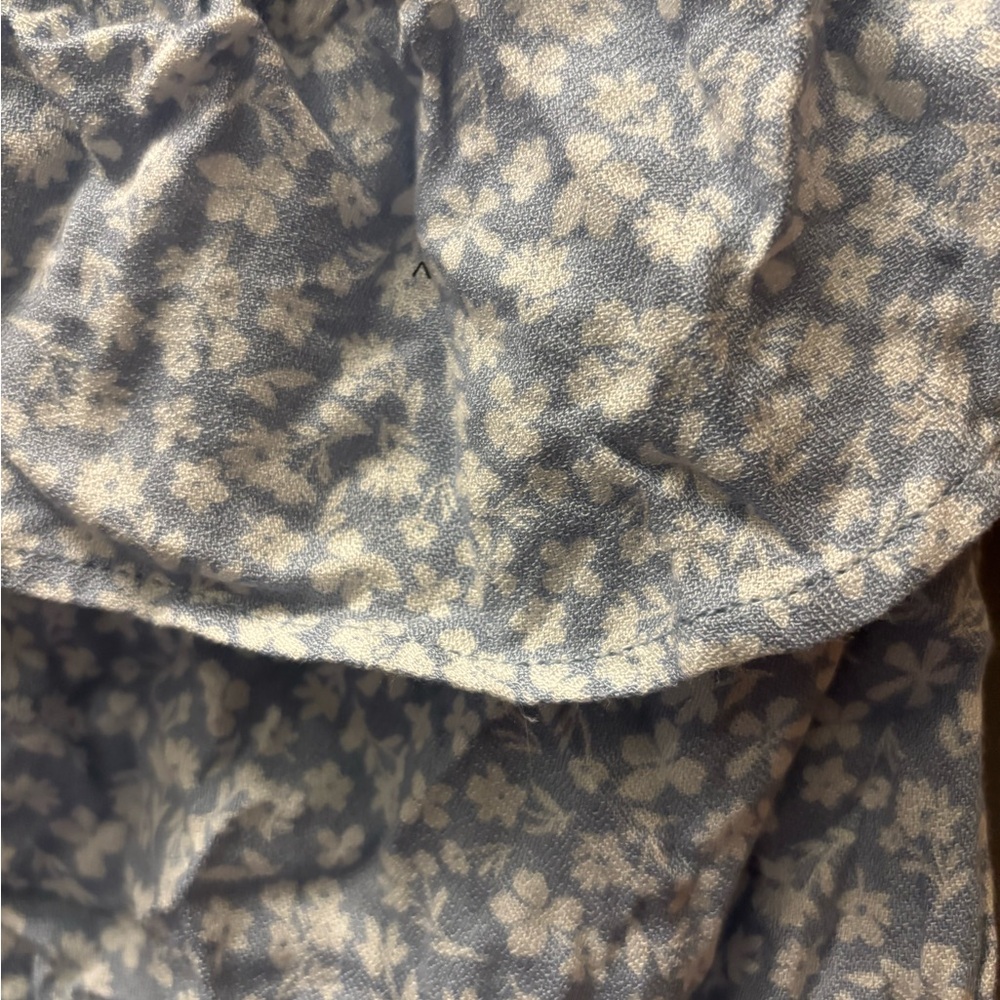 ❤️ 5 for $20! Hippie Rose Blue Floral One-Shoulder Blouse - Picture 2 of 3
